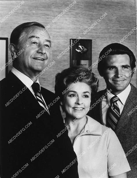 Robert Young Elena Verdugo James Brolin TV Marcus Welby MD 9272-02 ...