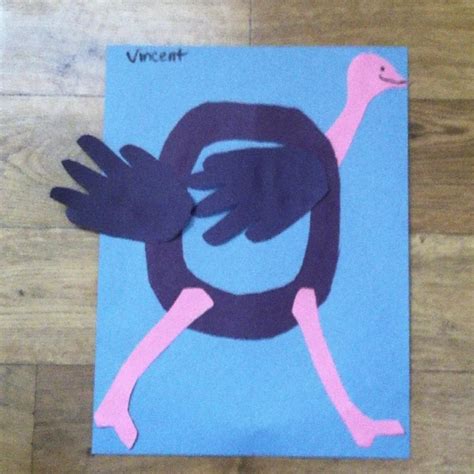 O Is For Ostrich Heydiddlediddledaycare Preschool Art Art N Craft