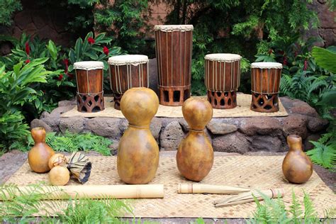 Hawaiian musical instruments used for hula - Hawaii Luaus™