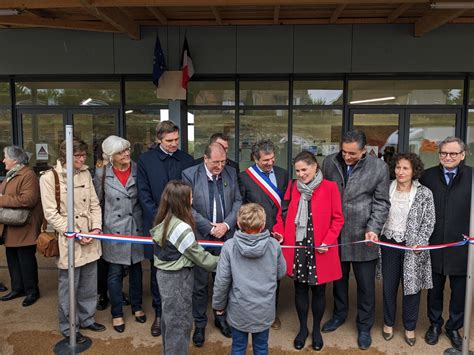 Lot Inauguration de la première école Thomas Pesquet