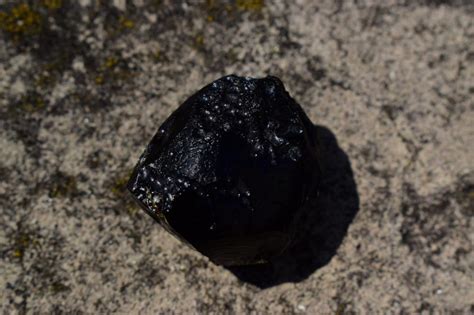 Tektite Meaning and Spiritual Properties