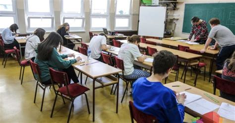 Testom iz matematike počelo polaganje probne male mature Vesti 25 03 2022 Subotica