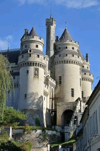 Pierrefonds Oise Le Castle French Castles Beautiful Castles