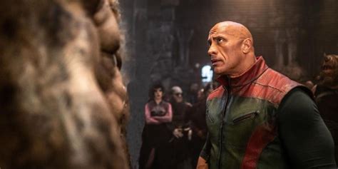 Dwayne Johnson & Chris Evans' Christmas Action Movie Debuts To Coal ...