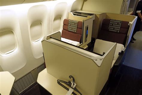 Japan Airlines 777 300er Business Class Sky Suite Review