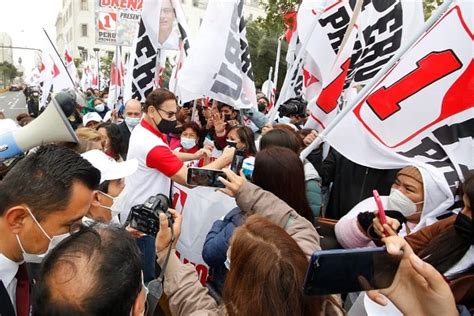 Martín Vizcarra Anuncia Inscripción De Su Partido Político Perú Primero