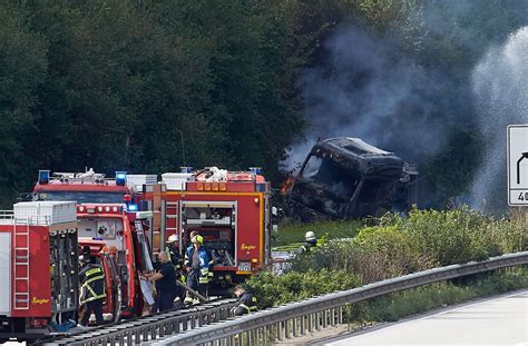 Explosionsgefahr A Nach Unfall Mit Gefahrgut Lkw Voll Gesperrt