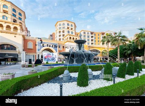 Medina Central Pearl Qatar Doha Stock Photo Alamy