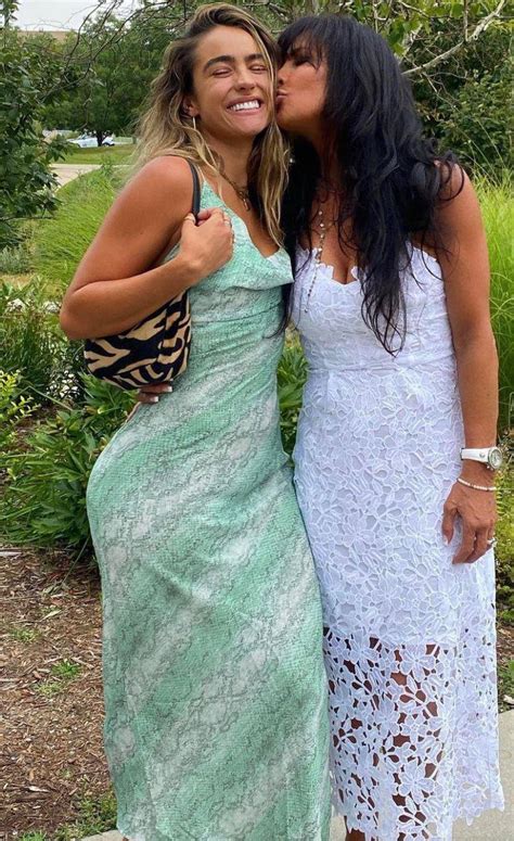 Feeling Super Horny Today So Im Making A Challenge Of How Many Upvotes I Get In A Week Is The