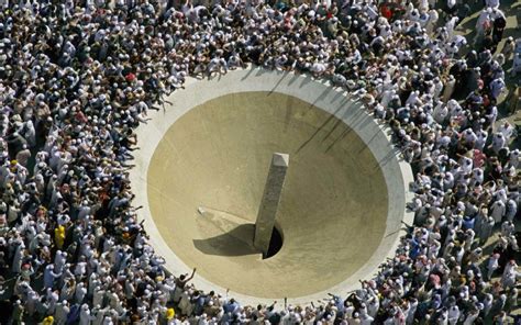 The Story Behind The Stoning Of Satan During Hajj Islamicfinder