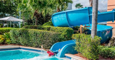 Piscinas Caseras Con Toboganes