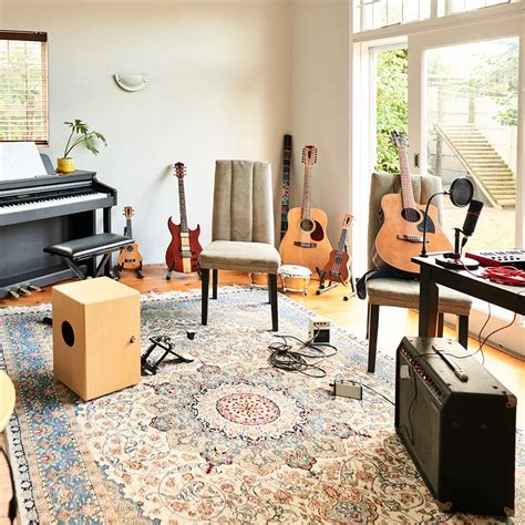Book An Introduction Call Honeywood Music
