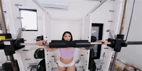 Latina Virtual Reality