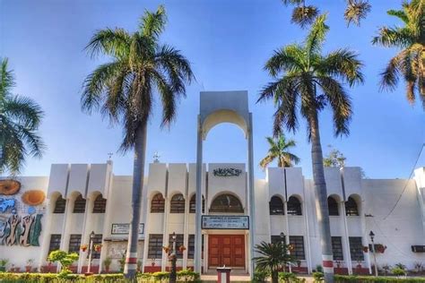 Amu Bsc Hons Admissions Dates Fees Eligibility Amu Buddy