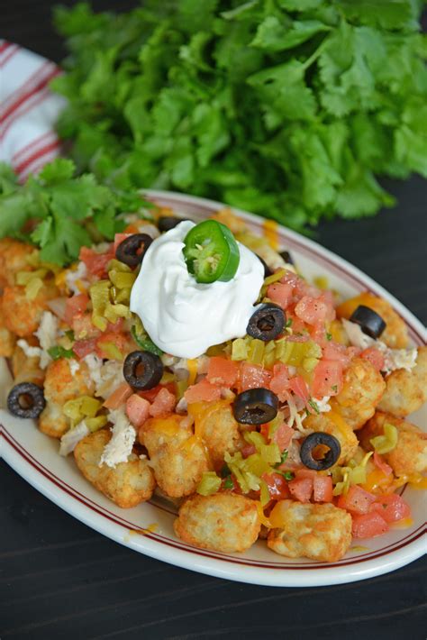 Loaded Tater Tot Nachos With Shredded Chicken And Green Chiles Rio Luna