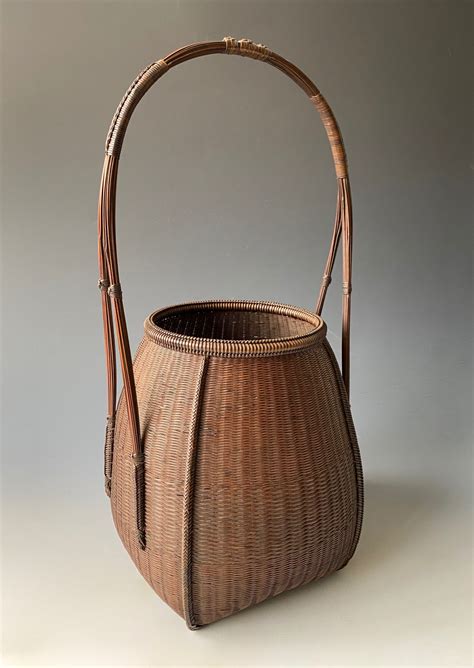 Japanese Antique Formal Ikebana Basket With Tall Handle Zentner