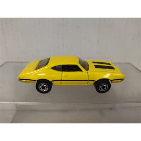 OLDSMOBILE W YELLOW HOT WHEELS MALAYSIA NO BOX BCN STOCK CARS
