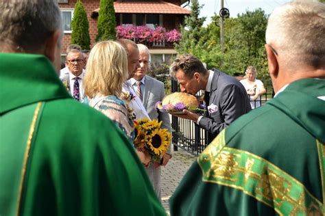 Rolnicy dziękują za plony w Hucie Tarnawackiej gm Tarnawatka