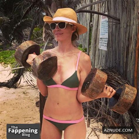 Whitney Cummings Nude And Sexy Photos Collection AZNude