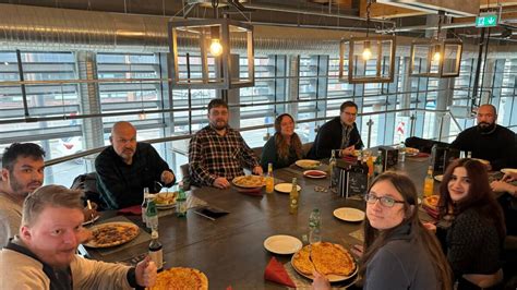 Pizzaessen Mit Profiboxer Patrick Korte In Der Trattoria Burkowski