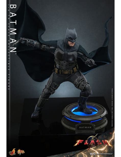 Comprar The Flash Figura 1 6 Batman Hot Toys 30 cm Mil Comics Tienda de cómics y figuras