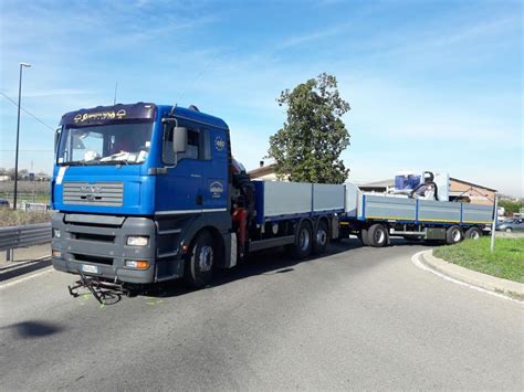 Investito Da Un Camion Muore Ciclista