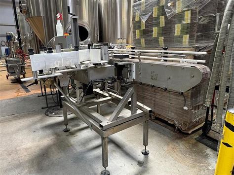 KHS Innofill Glass Micro DPG Bottling Line 24 Head Filler