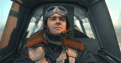 «Лётчик»: И Федоров ползет - рецензия на фильм - фотографии - Кино-Театр.Ру