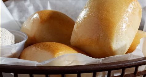 Texas Roadhouse bread & butter! The best bread ever in a restaurant ...