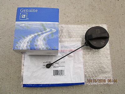 Chevy Ssr Base Convertible Fuel Gas Tank Filler Cap With Tether