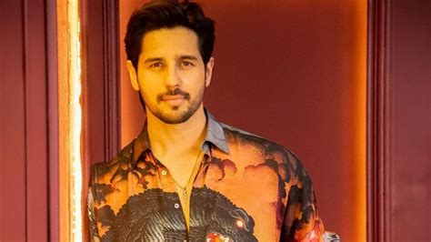 Siddharth Malhotra To Star In Meghna Gulzars Upcoming Real Life Horror