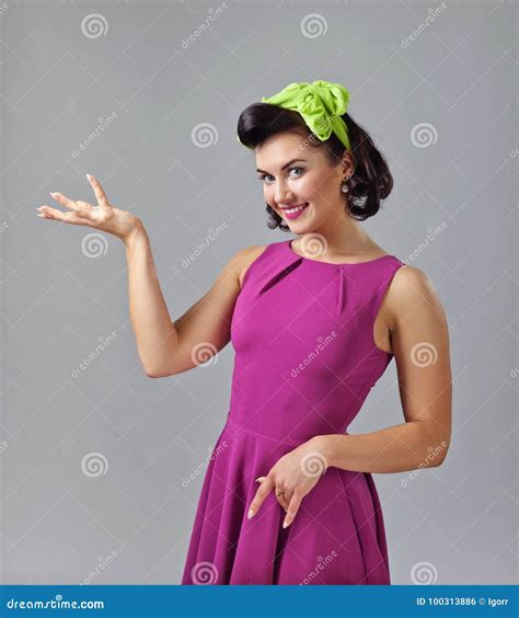 Beautiful Brunette Woman In Pin Up Style Stock Photo Image Of Face Green 100313886
