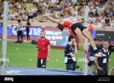 Saut En Hauteur Hommes Hi Res Stock Photography And Images Alamy