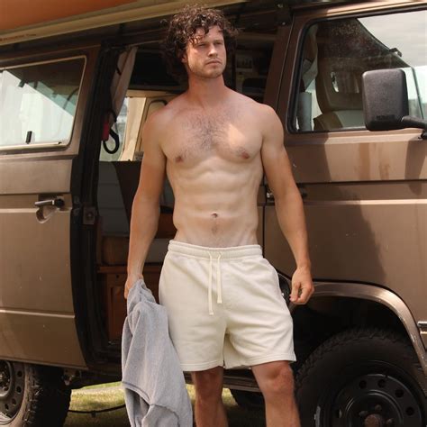 WE LOVE HOT GUYS Finn