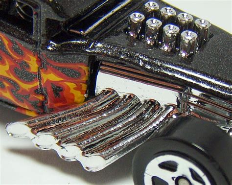 Hot Wheels Bone Shaker