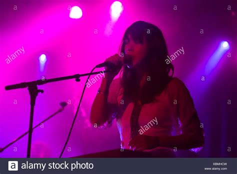 Blonde Redhead Band High Resolution Stock Photography And Images Alamy