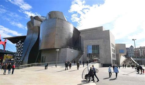 understanding arches  beauty  strength  curved structures