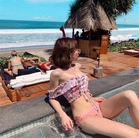 H N Y C N M U B I Hot Hit C C N Ng S M Ngay C N Di N Nh Fashionista Trong D P