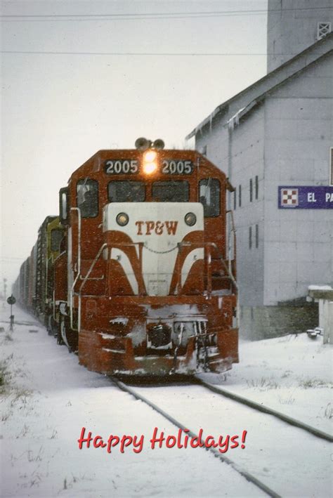 Happy Holidays TP W GP38 2 2005 Leads This Eastbound Tra Flickr