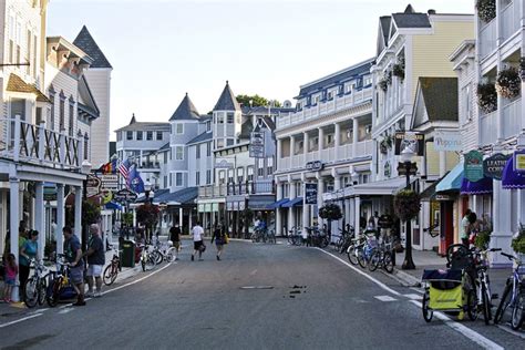 Downtown Mackinac Island | Mackinac island, Mackinac, Places to go