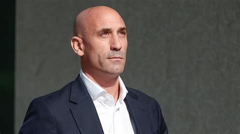 Fiscalía Pidió Dos Años Y Medio De Cárcel Para Luis Rubiales Por Beso A