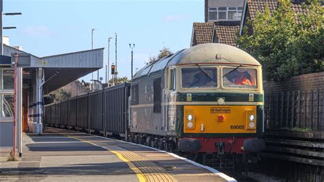 4K GBRf Class 69005 BR Green Departs Tonbride Working 4Y19 06 10 22