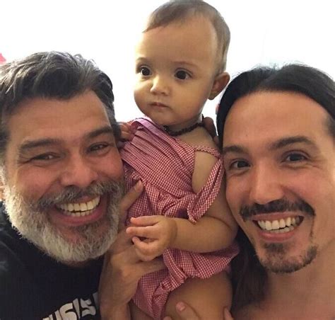 Maur Cio Mattar Comemora Meses De Vida Da Neta Esmeralda Vov Agora