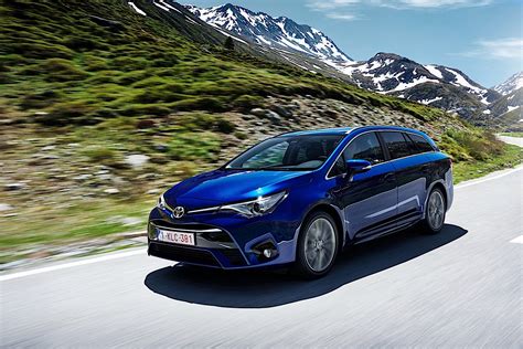 2015 Toyota Avensis Touring Sports Specs & Photos - autoevolution