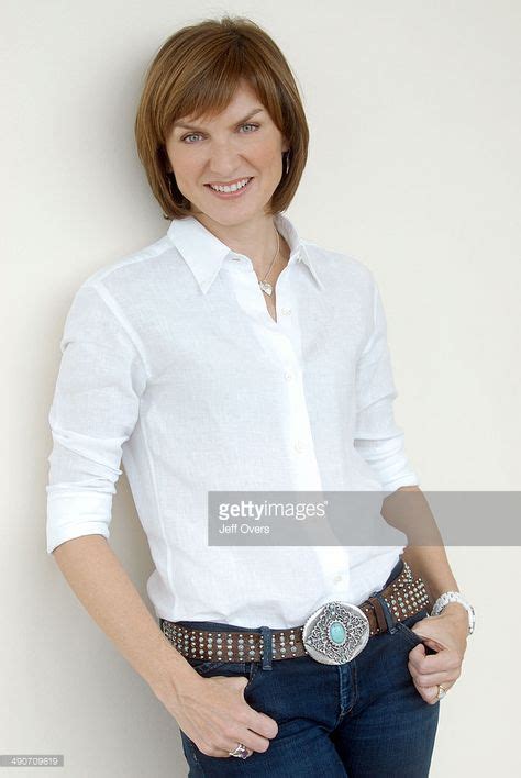 12 Fiona Bruce Ideas Fiona Bruce Tv Presenters Tv Girls