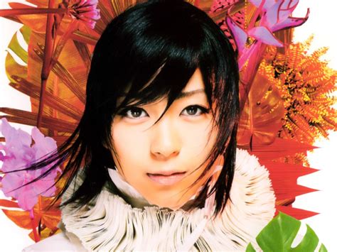 Hikaru Utada La Chica De Colores Intensos Play Reactor