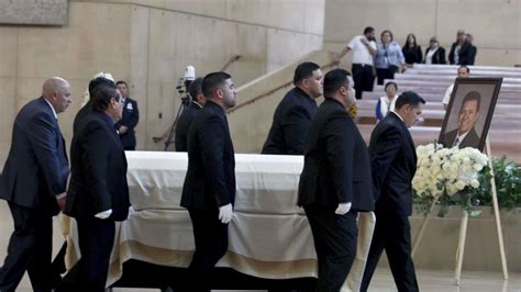 Fernando Valenzuela Recordado Por El Coraz N De Un Le N En Funeral