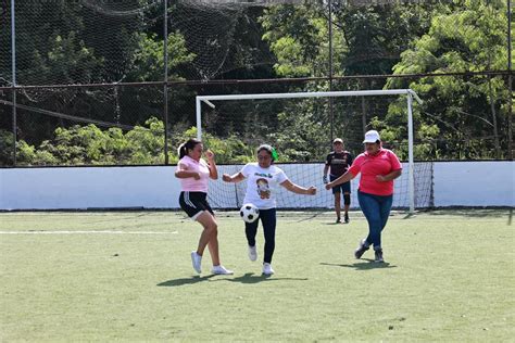 Impulsa Atenea G Mez El Deporte En Isla Mujeres Quadratin Quintana Roo