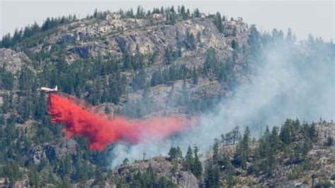 Winds Fan Flames Of B C Wildfire As Crews Race To Battle The Blaze