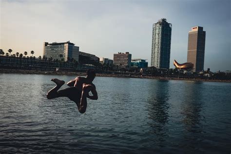 Jump in Barcelona Ignasi Raventós Flickr